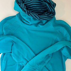 Lululemon Pullover